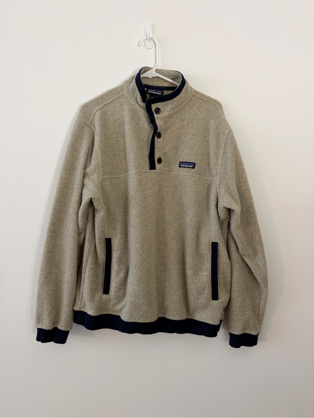 Patagonia Men’s Beige Pullover